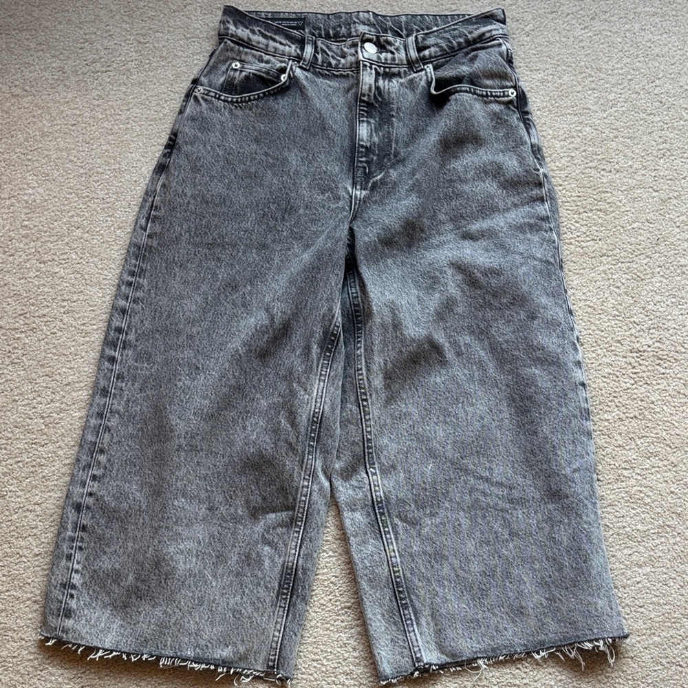 Zara black Cropped Women Jeans
